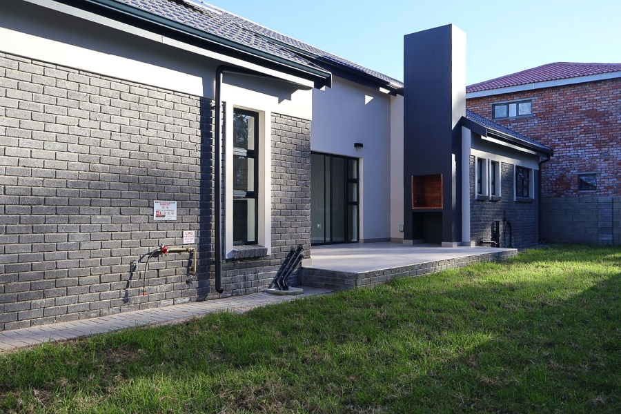 3 Bedroom Property for Sale in Pinelands Eastern Cape